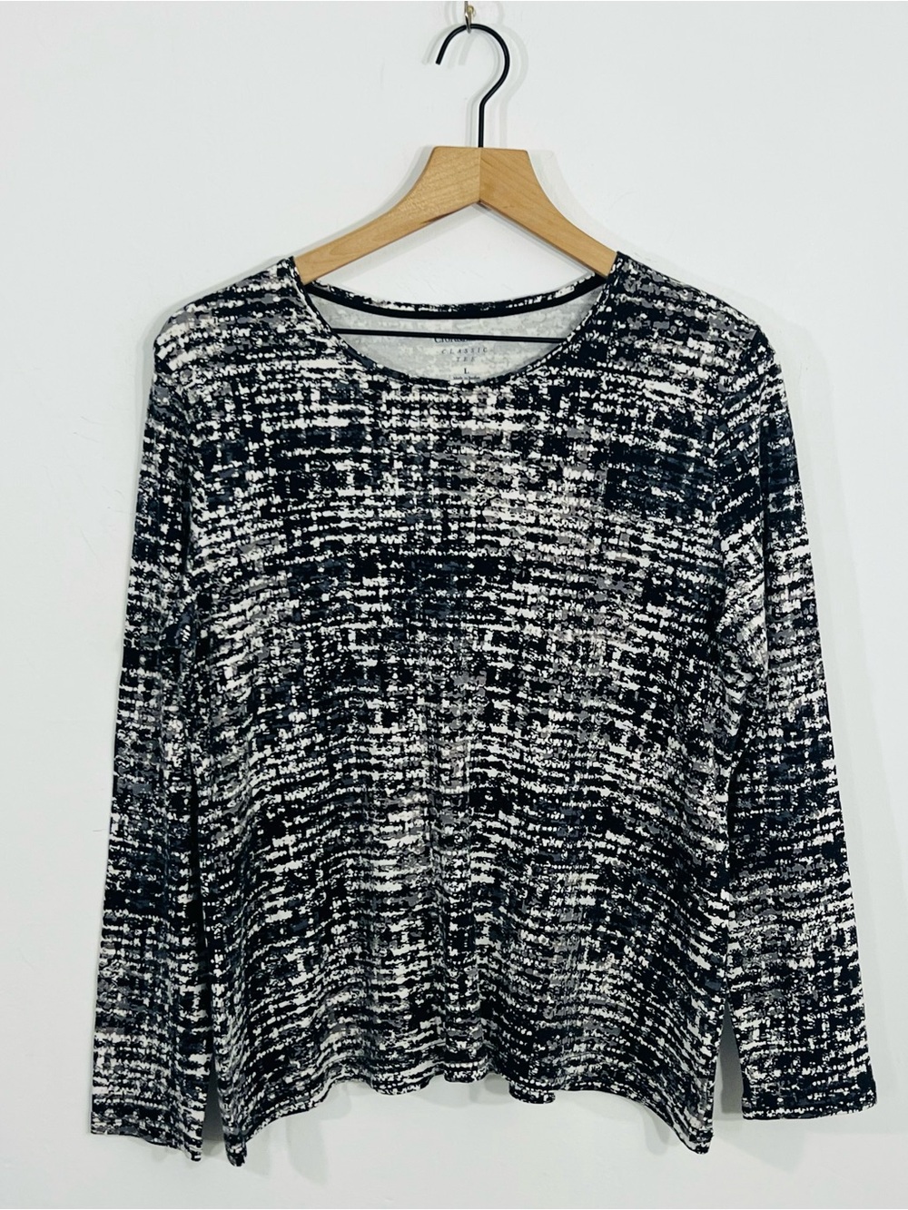 Croft & Barrow Long Sleeve Abstract Black White Classic Tee Size L 100% Cotton
